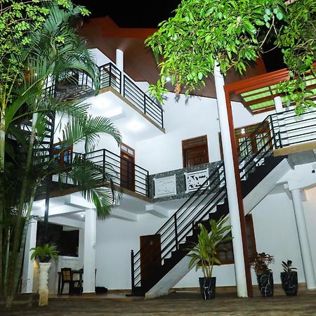 Forest View Home Stay Anuradhapura Bagian luar foto