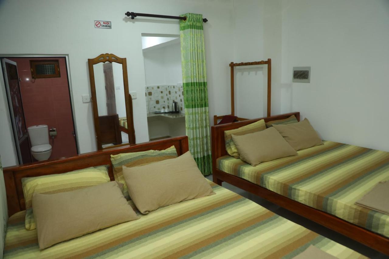 Forest View Home Stay Anuradhapura Bagian luar foto