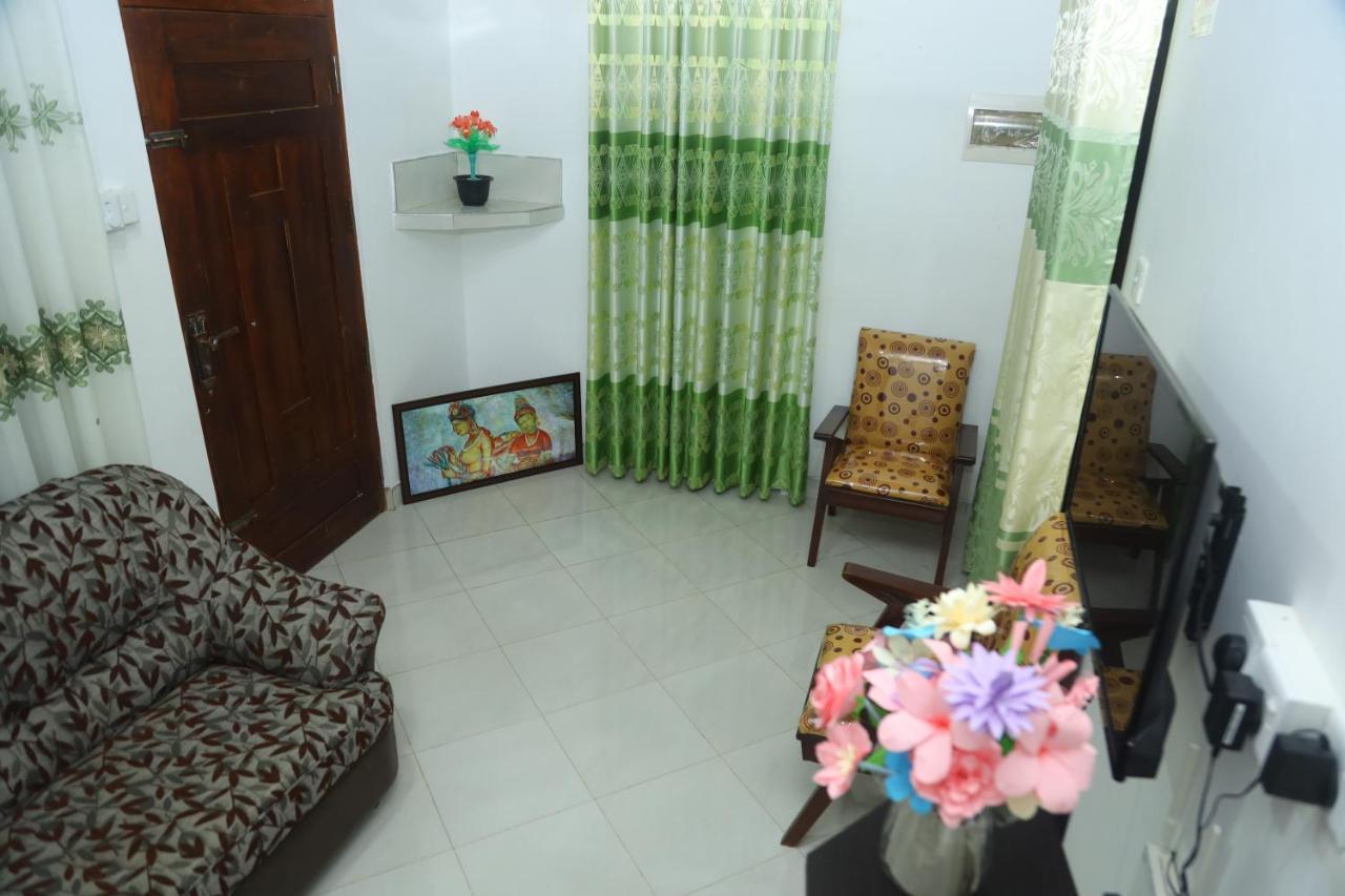 Forest View Home Stay Anuradhapura Bagian luar foto